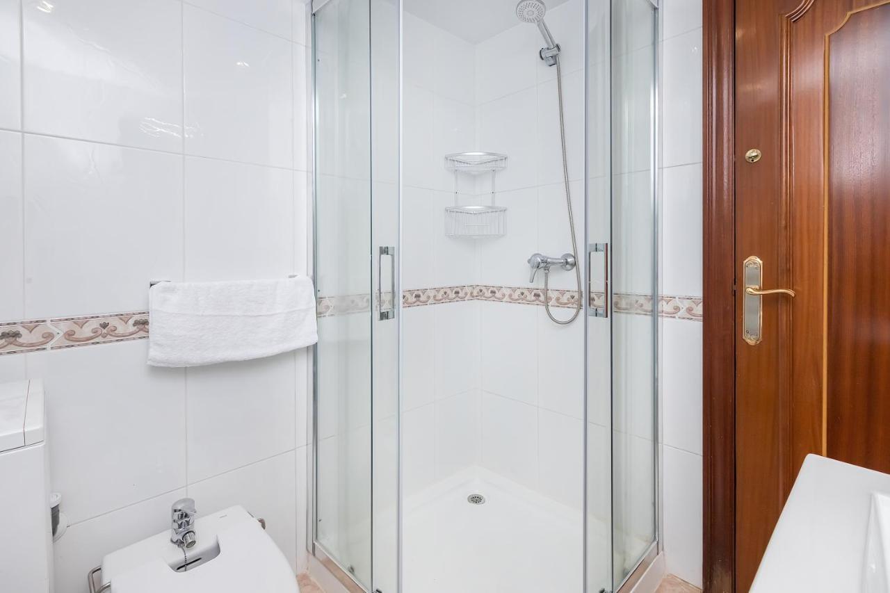 Bhost - Carihuela Apartment Torremolinos